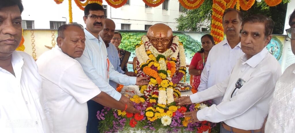 शिक्षणमहर्षी स्वर्गीय शंकरलालजी मुथा यांचा १६ वा पुण्यस्मरण दिन साजरा – फत्तेचंद जैन विद्यालयात विविध उपक्रमांतून अभिवादनविद्यार्थ्यांचे जप, कार्यशाळा, प्रदर्शन, सत्कार सोहळा – मान्यवरांच्या उपस्थितीत कार्यक्रमास उत्स्फूर्त प्रतिसाद