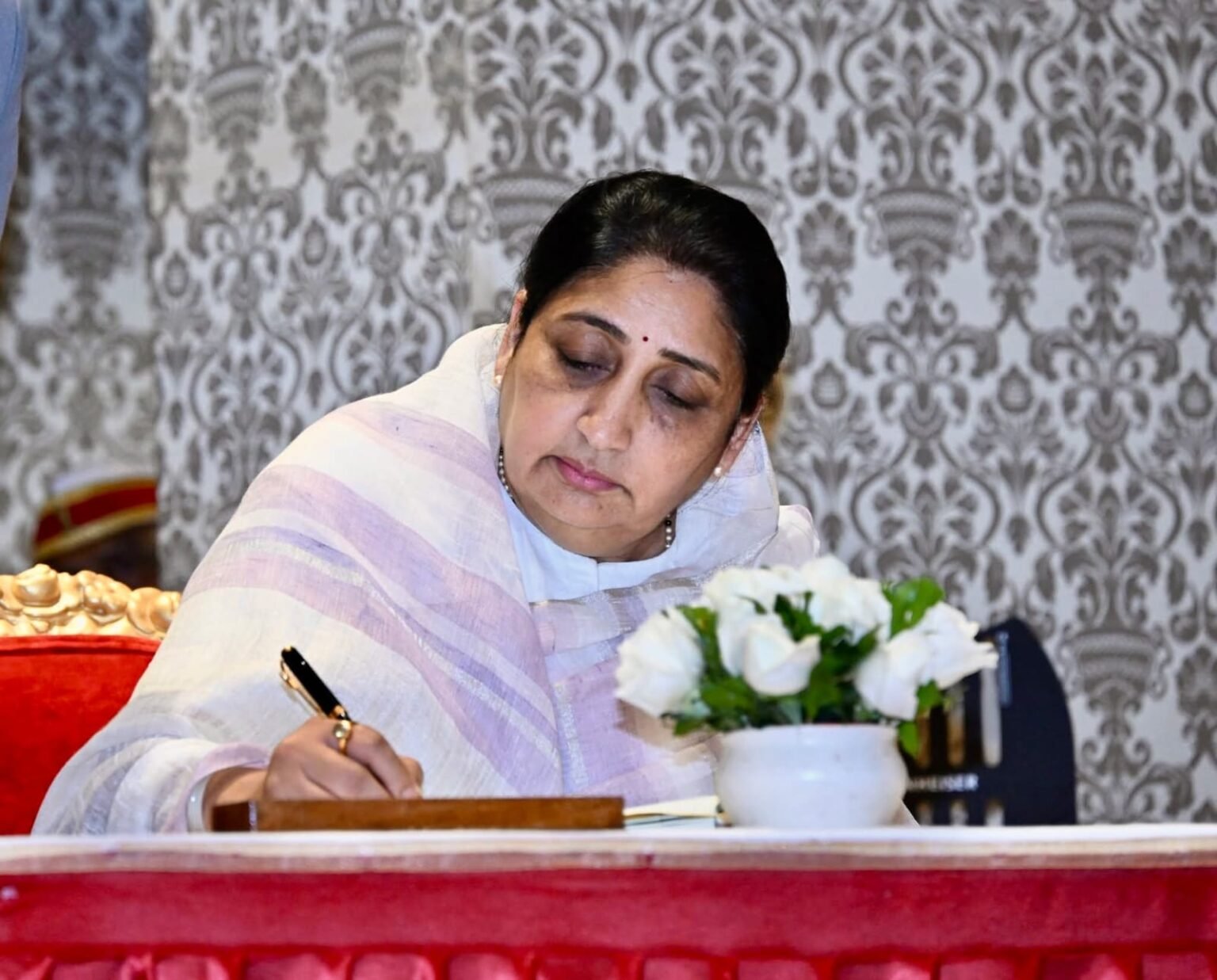महाराष्ट्राच्या पहिल्या महिला उपमुख्यमंत्री सुनेत्रा अजितदादा पवार यांचा शपथविधी.